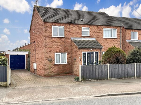 Hawton Lane, New Balderton, Newark