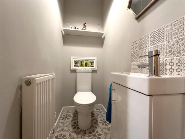 Long Lane, Farndon, Newark