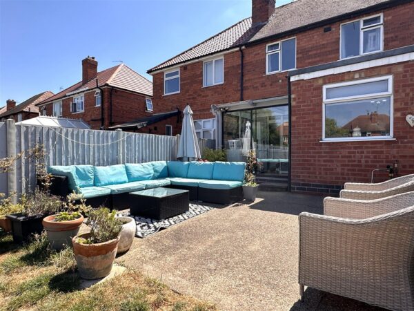 Beeston Road, Newark