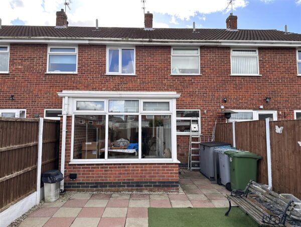 Beacon Hill Road, Newark