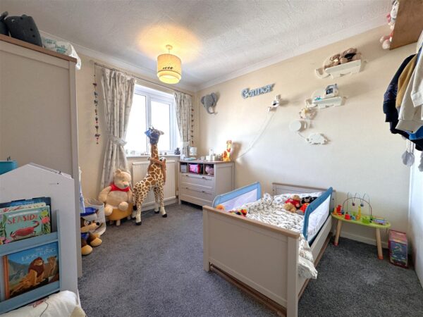 Beacon Hill Road, Newark