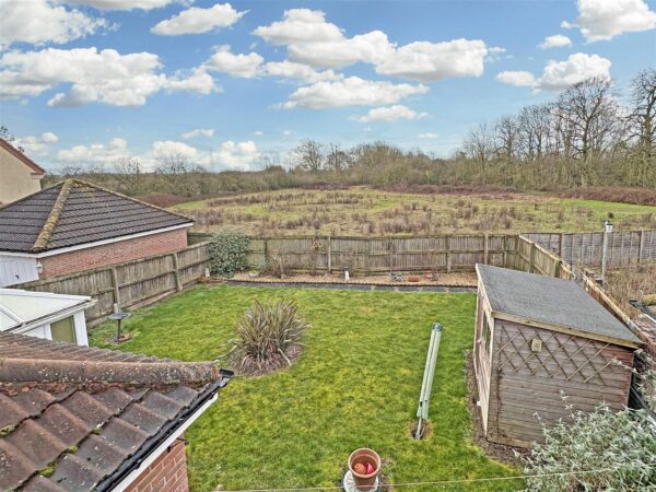 Oakfield Road, Fernwood, Newark