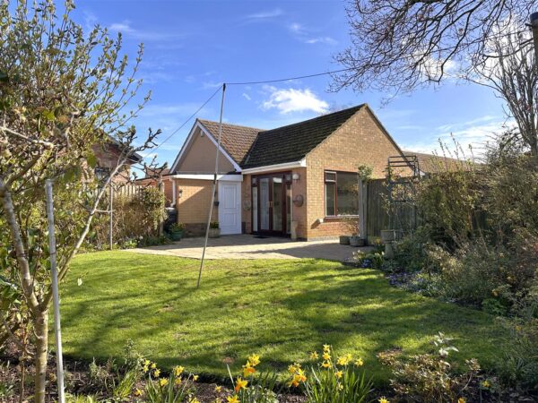 Village Way, Farndon, Newark