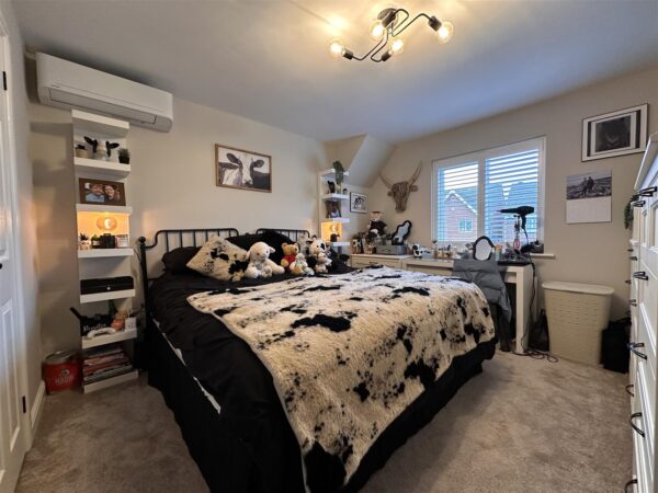 Meadway, Balderton, Newark