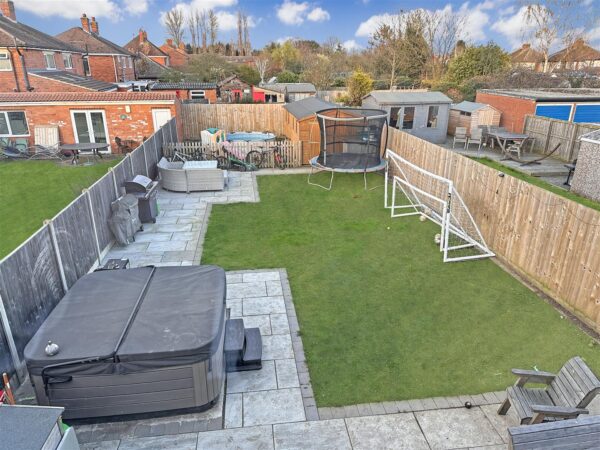 Long Lane, Farndon, Newark