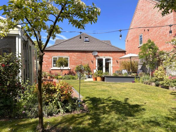 Alexander Mews, Balderton, Newark