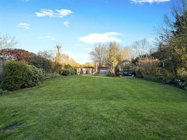 De Havilland Way, Newark