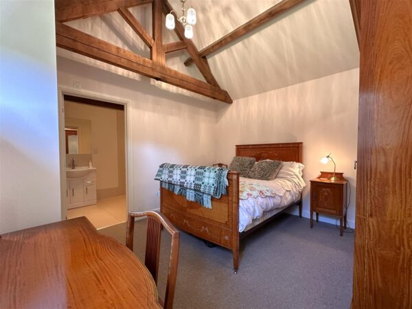 Coltons Farmhouse, Brough Lane, Brough, Newark