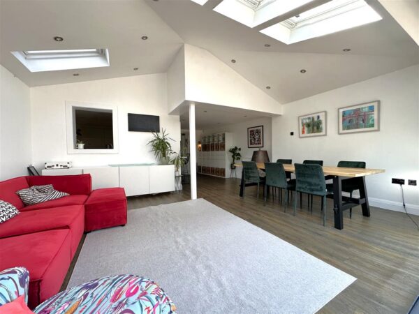 The Waterfront, Newark