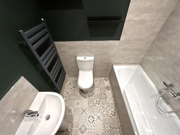 Alexander Mews, Balderton, Newark