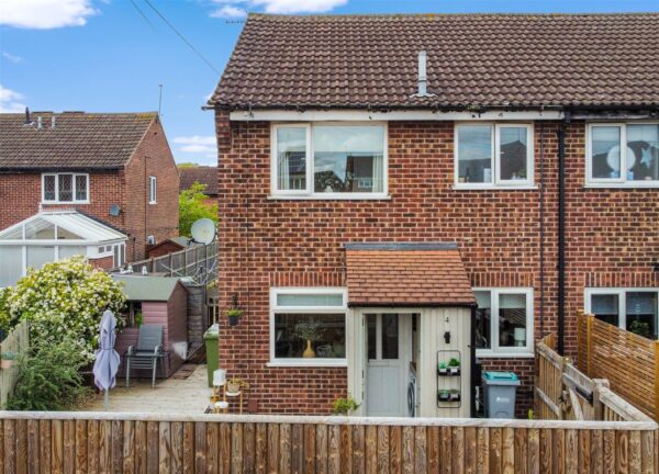 Maythorne Close, New Balderton, Newark