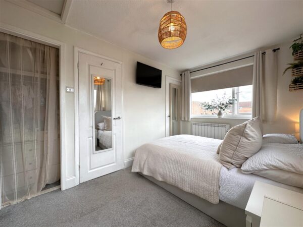 Maythorne Close, New Balderton, Newark