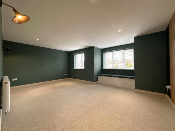 Alexander Mews, Balderton, Newark