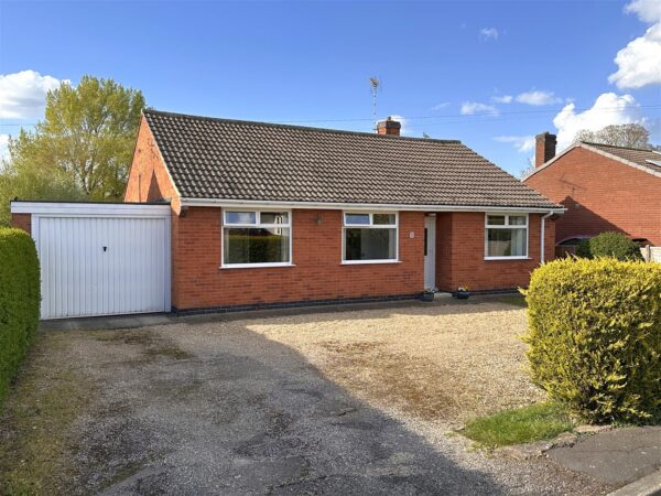 North End, Farndon, Newark