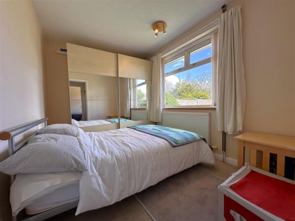 North End, Farndon, Newark