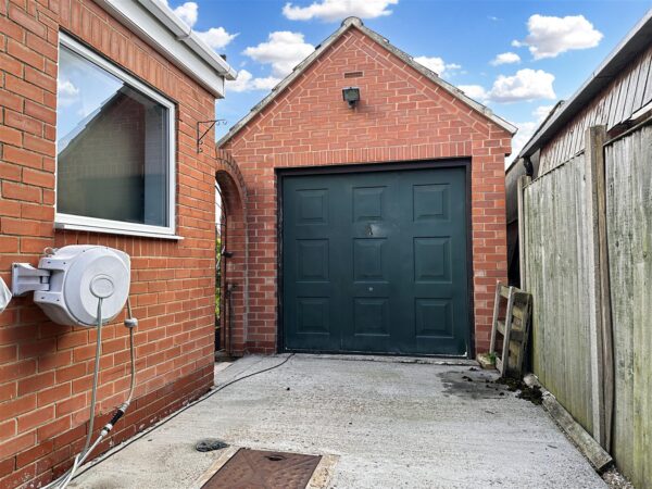 Marsh Lane, Farndon, Newark