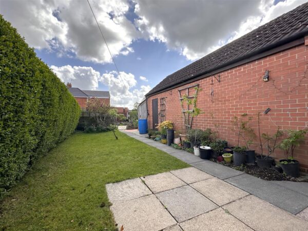 Marsh Lane, Farndon, Newark