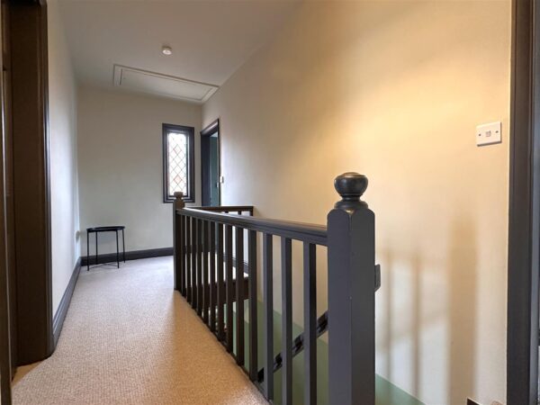 Southend Avenue, Newark