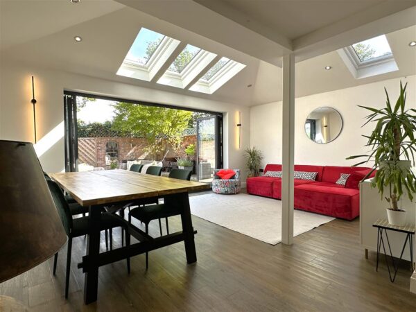 The Waterfront, Newark