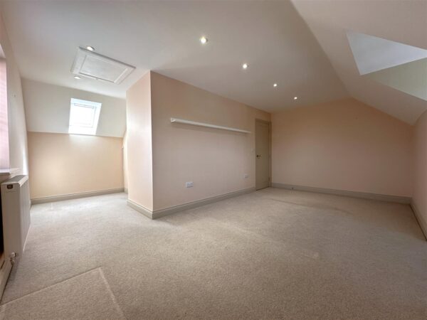 Alexander Mews, Balderton, Newark