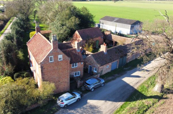 Coltons Farmhouse, Brough Lane, Brough, Newark