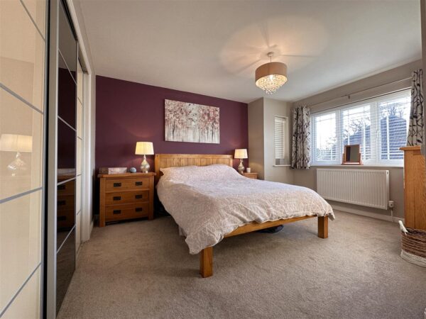 De Havilland Way, Newark