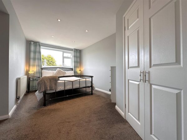 Nursery Avenue, Farndon, Newark