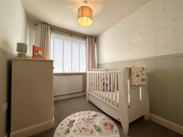 Riverside Road, Newark