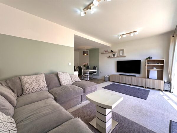 Tannington Grove, Middlebeck, Newark