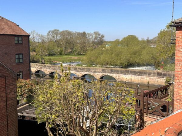 Tannery Wharf, Newark