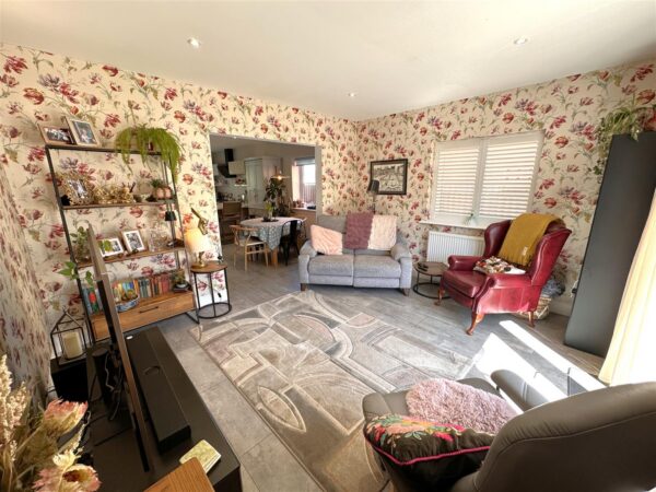 Alexander Mews, Balderton, Newark