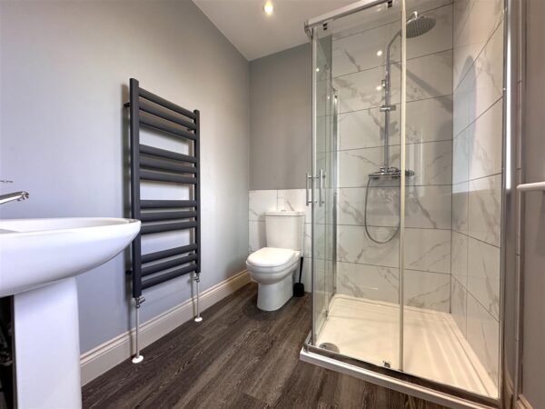 Alexander Mews, Balderton, Newark