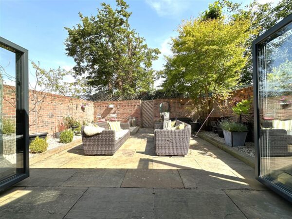 The Waterfront, Newark