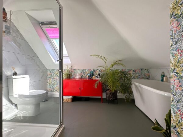 Alexander Mews, Balderton, Newark