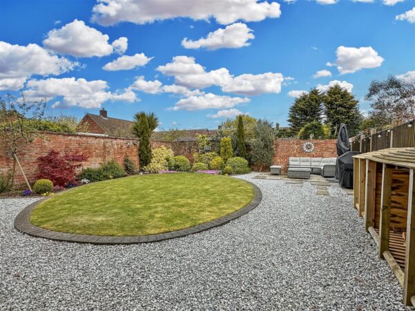 Nursery Avenue, Farndon, Newark