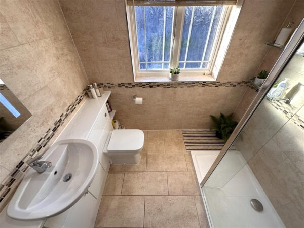 De Havilland Way, Newark