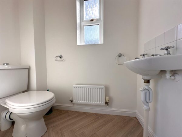 Hercules Drive, Newark