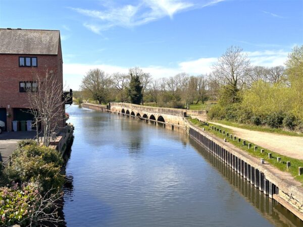 Huddlestones Wharf, Newark