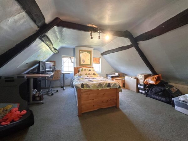 Coltons Farmhouse, Brough Lane, Brough, Newark