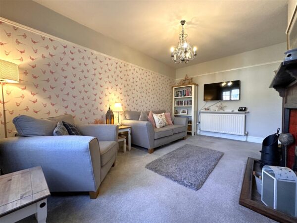 Little Hollies, The Close, Averham, Newark