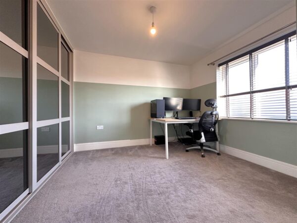 Tannington Grove, Middlebeck, Newark