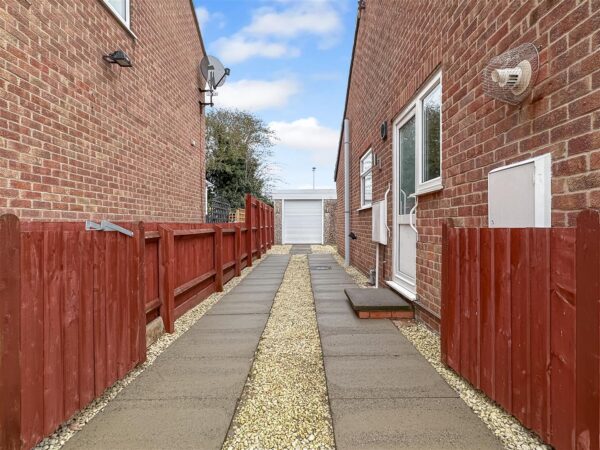 Maythorne Close, Balderton, Newark