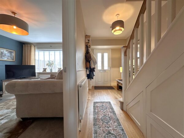 Riverside Road, Newark