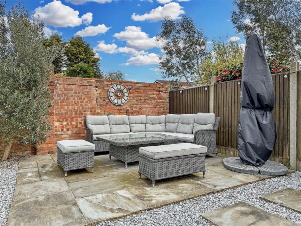 Nursery Avenue, Farndon, Newark