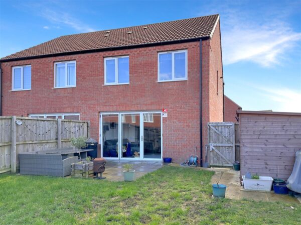 Loom Gardens, Middlebeck, Newark