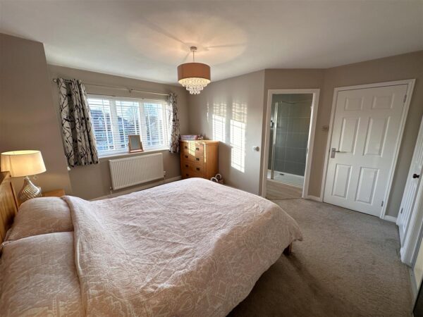 De Havilland Way, Newark