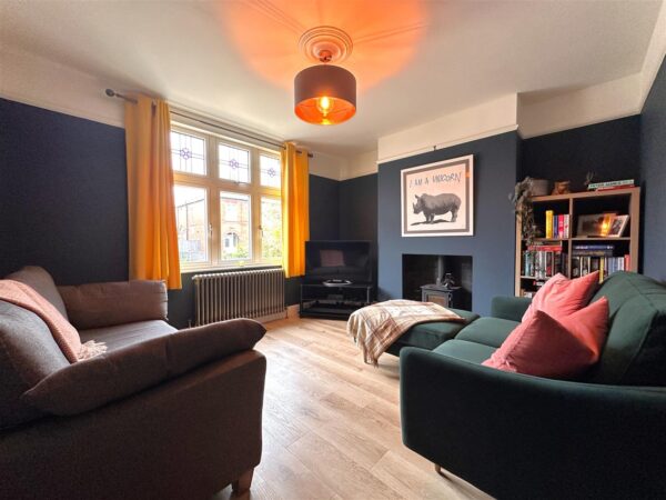 Southend Avenue, Newark