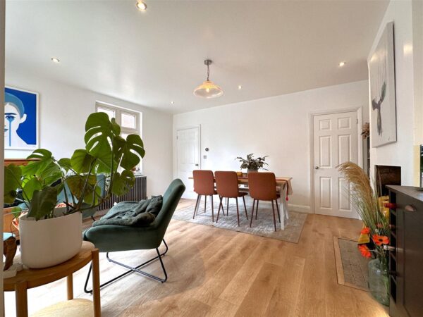 Southend Avenue, Newark