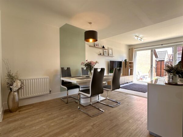 Tannington Grove, Middlebeck, Newark