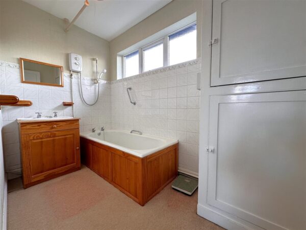 Baptist Lane, Collingham, Newark